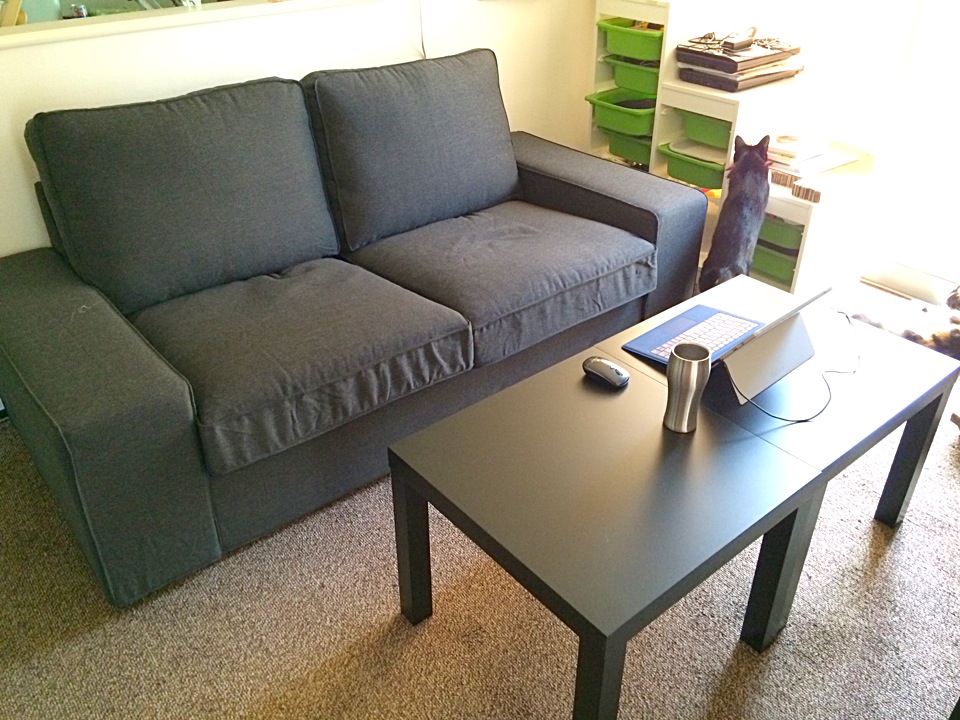 IKEAのソファー「KIVIK」 - ぼくにがうりくん。